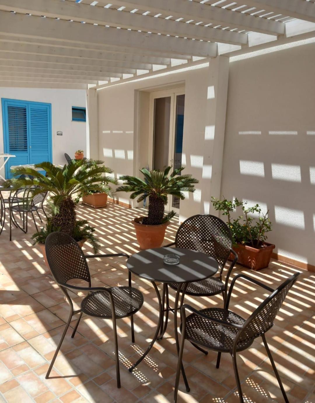 Blu Vacanze Residence Фавиньяна Экстерьер фото